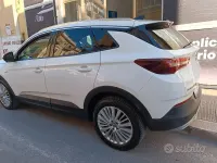 Usata Opel Grandland X Innovation 120 CV (88 kW) 2017 Bianco SUV