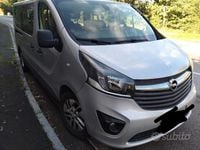 Usata Opel Vivaro 2017 Grigio Monovolume