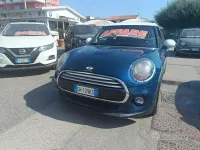 Usata Mini Cooper D 116 CV (85 kW) 2015 Blu Utilitaria