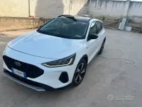 Usata Ford Focus Active 120 CV (88 kW) 2022 Bianco Station wagon