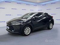 Second-hand Toyota C-HR Active 193 CP (141 kW) 2024 Negru SUV