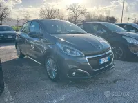 Usata Peugeot 208 Allure 82 CV (60 kW) 2016 Grigio Utilitaria