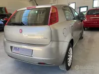 Usata Fiat Grande Punto Dynamic 69 CV (50 kW) 2009 Grigio Utilitaria