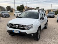 Begagnad Dacia Duster Black Shadow 115 HK (84 kW) 2016 Vit Minibuss