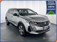 Usata Peugeot 5008 Allure 131 CV (96 kW) 2024 Grigio SUV
