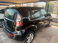 Usata Kia Soul Active 126 CV (92 kW) 2011 Nero SUV