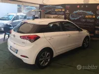 Usata Hyundai i20 Style 75 CV (55 kW) 2016 Bianco Berlina