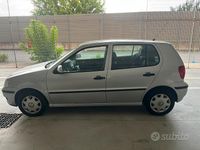 Usata VW Polo 50 CV (36 kW) 2001 Grigio Berlina
