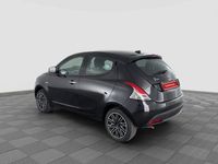 Usata Lancia Ypsilon Silver 69 CV (50 kW) 2023 Nero vulcano Utilitaria