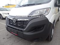 Usata Opel Movano 136 CV (100 kW) 2023 Bianco pastello Furgone