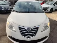 Usata Lancia Ypsilon Gold 85 CV (62 kW) 2011 Bianco Utilitaria