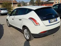 Usata Lancia Delta 120 CV (88 kW) 2011 Bianco Utilitaria