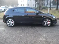 Usata Seat Leon CUPRA 241 CV (177 kW) 2010 Nero Utilitaria