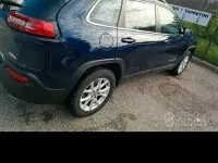 Usata Jeep Cherokee Limited 185 CV (136 kW) 2015 Blu SUV