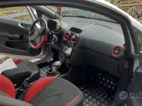 Usata Opel Corsa 65 CV (47 kW) 2009 Grigio Utilitaria