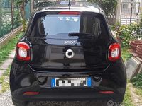 Usata Smart ForFour 71 CV (52 kW) 2018 Nero Utilitaria