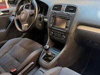 Usata VW Golf VI 122 CV (89 kW) 2011 Bianco Utilitaria