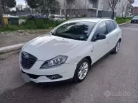 Usata Lancia Delta 105 CV (77 kW) 2012 Bianco Utilitaria
