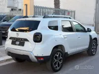 Usata Dacia Duster Prestige 116 CV (85 kW) 2019 Bianco SUV