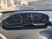 Usata Peugeot 2008 Allure 99 CV (72 kW) 2017 Nero SUV