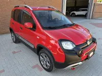 Usata Fiat Panda 4x4 S 86 CV (63 kW) 2019 Rosso Utilitaria