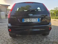 Usata Ford Fiesta 68 CV (50 kW) 2008 Utilitaria
