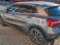 Usata Mercedes GLA200 136 CV (100 kW) 2018 Grigio SUV