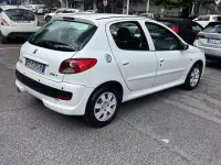 Usata Peugeot 206 60 CV (44 kW) 2012 Bianco Berlina