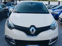 Usata Renault Captur 90 CV (66 kW) 2015 Beige SUV