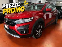 Usata Dacia Sandero Comfort 101 CV (74 kW) 2022 Rosso Berlina