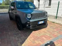 Usata Jeep Renegade 140 CV (102 kW) 2015 Grigio SUV