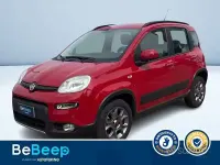 Usata Fiat Panda Trekking 85 CV (62 kW) 2016 Rosso metallizzato Utilitaria