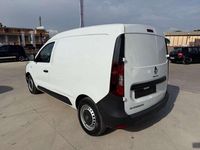 Usado Renault Express 75 CV (55 kW) 2022 Blanco Monovolumen