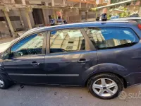 Usata Ford Focus 90 CV (66 kW) 2007 Blu Station wagon