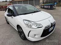 Usata DS Automobiles DS3 Chic 95 CV (69 kW) 2012 Bianco Coupé