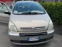 Usata Citroën Xsara Picasso Exclusive 90 CV (66 kW) 2004 Beige Monovolume