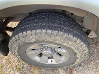 Usata Mitsubishi L 115 CV (84 kW) 2004 Grigio SUV