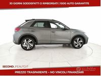Usata VW T-Roc R-line 150 CV (110 kW) 2024 Grigio SUV