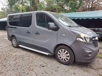 Usata Opel Vivaro 140 CV (102 kW) 2015 Grigio Monovolume