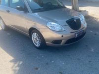 Usata Lancia Ypsilon 77 CV (56 kW) 2009 Oro Utilitaria