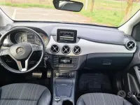 Usata Mercedes B200 136 CV (100 kW) 2013 Grigio Utilitaria