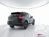 Nuova Volvo XC40 Plus 163 CV (119 kW) 2026 Onyx black SUV