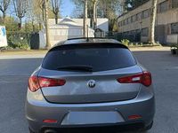 Usata Alfa Romeo Giulietta Distinctive 120 CV (88 kW) 2015 Grigio Utilitaria