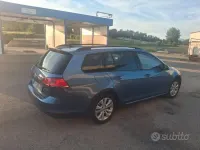 Usata VW Golf VII Highline 110 CV (80 kW) 2016 Blu Station wagon