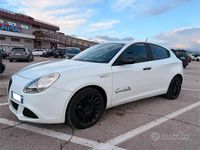 Usata Alfa Romeo Giulietta Progression 105 CV (77 kW) 2011 Bianco Utilitaria
