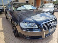 Usata Audi A8 326 CV (239 kW) 2006 Grigio Berlina
