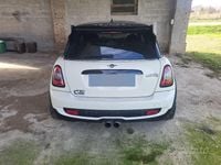 Usata Mini Cooper S 175 CV (128 kW) 2007 Bianco Utilitaria