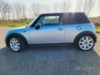 Usata Mini Cooper 163 CV (119 kW) 2004 Grigio Utilitaria