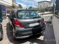 Usata Peugeot 207 90 CV (66 kW) 2010 Grigio Utilitaria