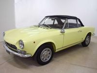 Usata Fiat 124 Spider Sport 110 CV (80 kW) 1971 Giallo colorado yellow Cabrio